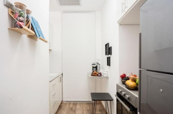Ben Yehuda, 3 Lovely Flats In The Same Building Jerusalem Exterior photo